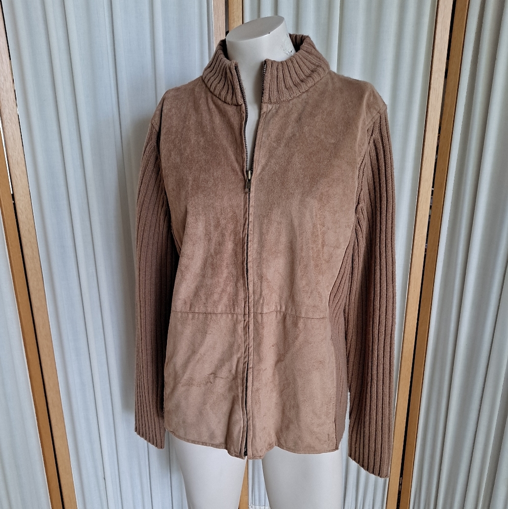 Jennifer Moore soft tan zip up jacket, small
